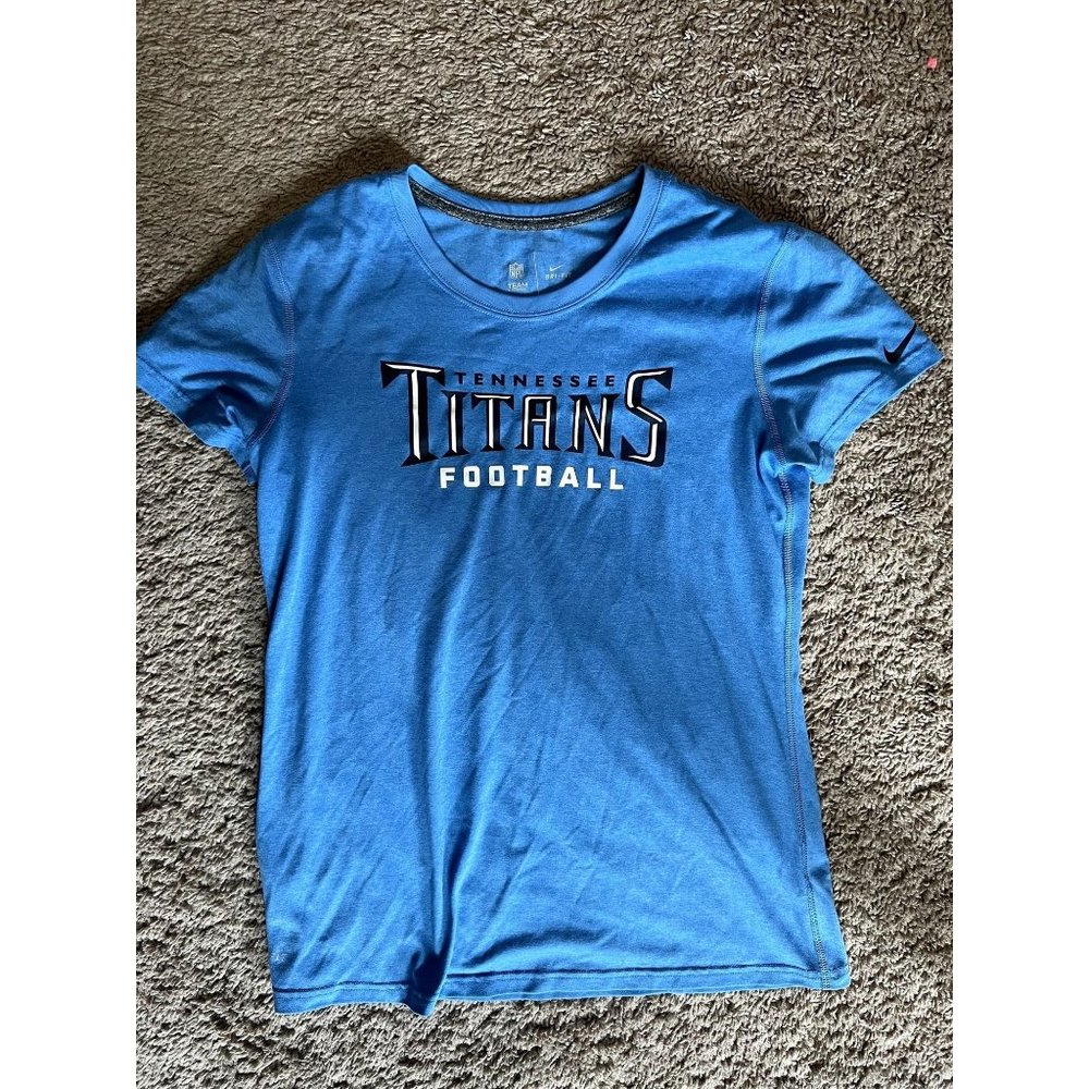 Nike Dri-Fit NFL Team Apparel -Tennessee Titans T-Shirt. Large